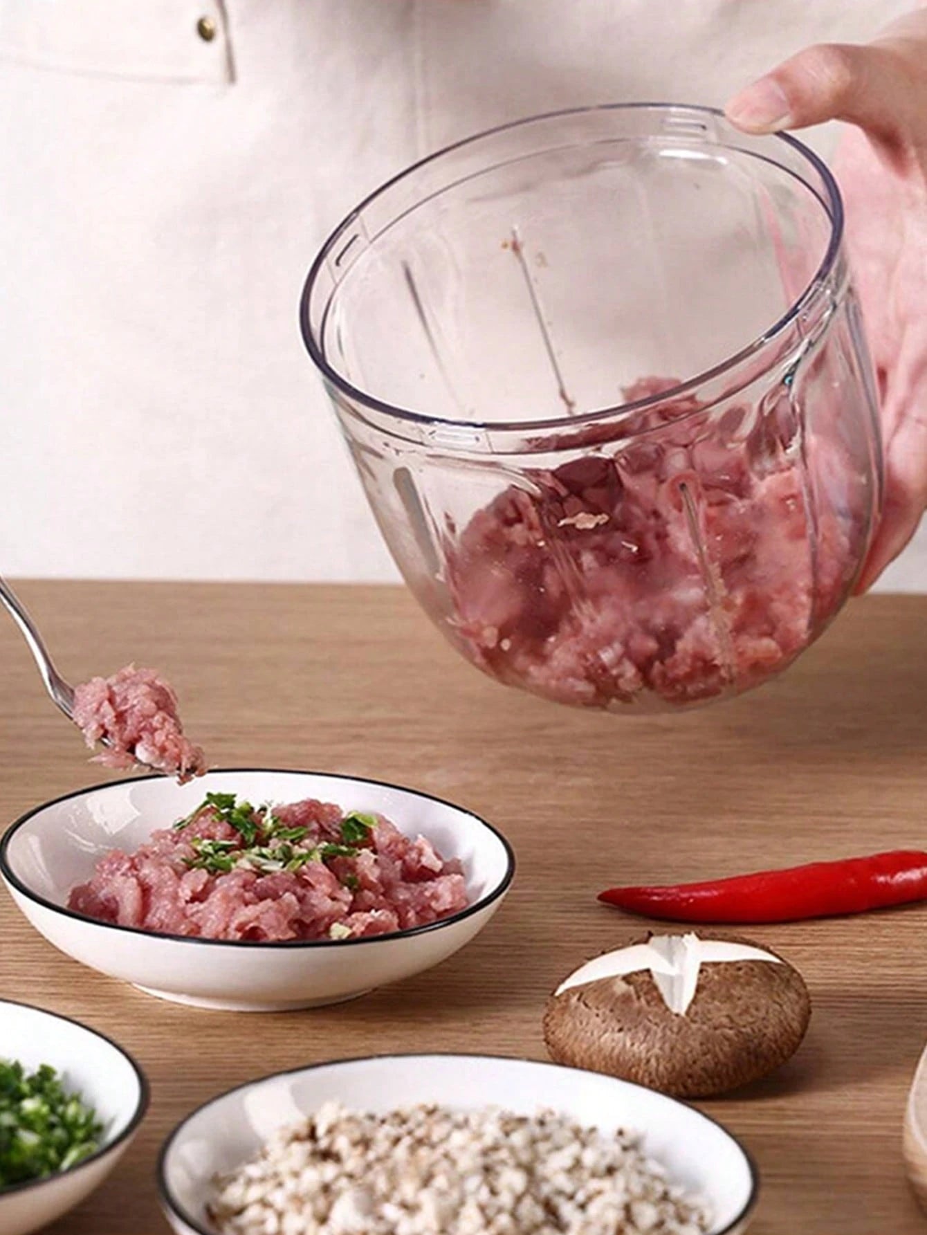 1Pc Kitchen Vegetable Chopper,Multi-Functional Manual Food Processor Vegetable Chopper, Portable Hand Pull String Garlic Mincer Onion Cutter for Veggies, Ginger, Fruits, Nuts, Herbs, Etc., (500Ml, 900Ml Two Sizes Available)Grey, Christmas